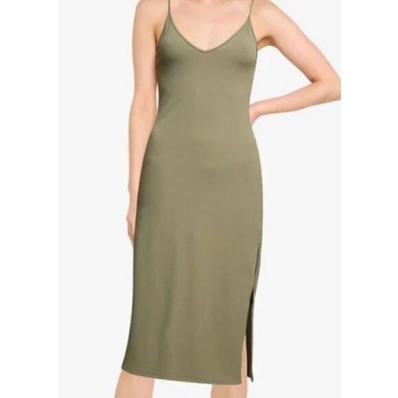 Abercrombie & Fitch Soft Collection Ribbed Seamless Side Slit Midi Dress - Picture 7 of 12